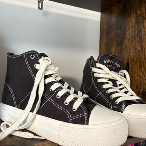 American Eagle Doodle Canvas High-Top Sneaker